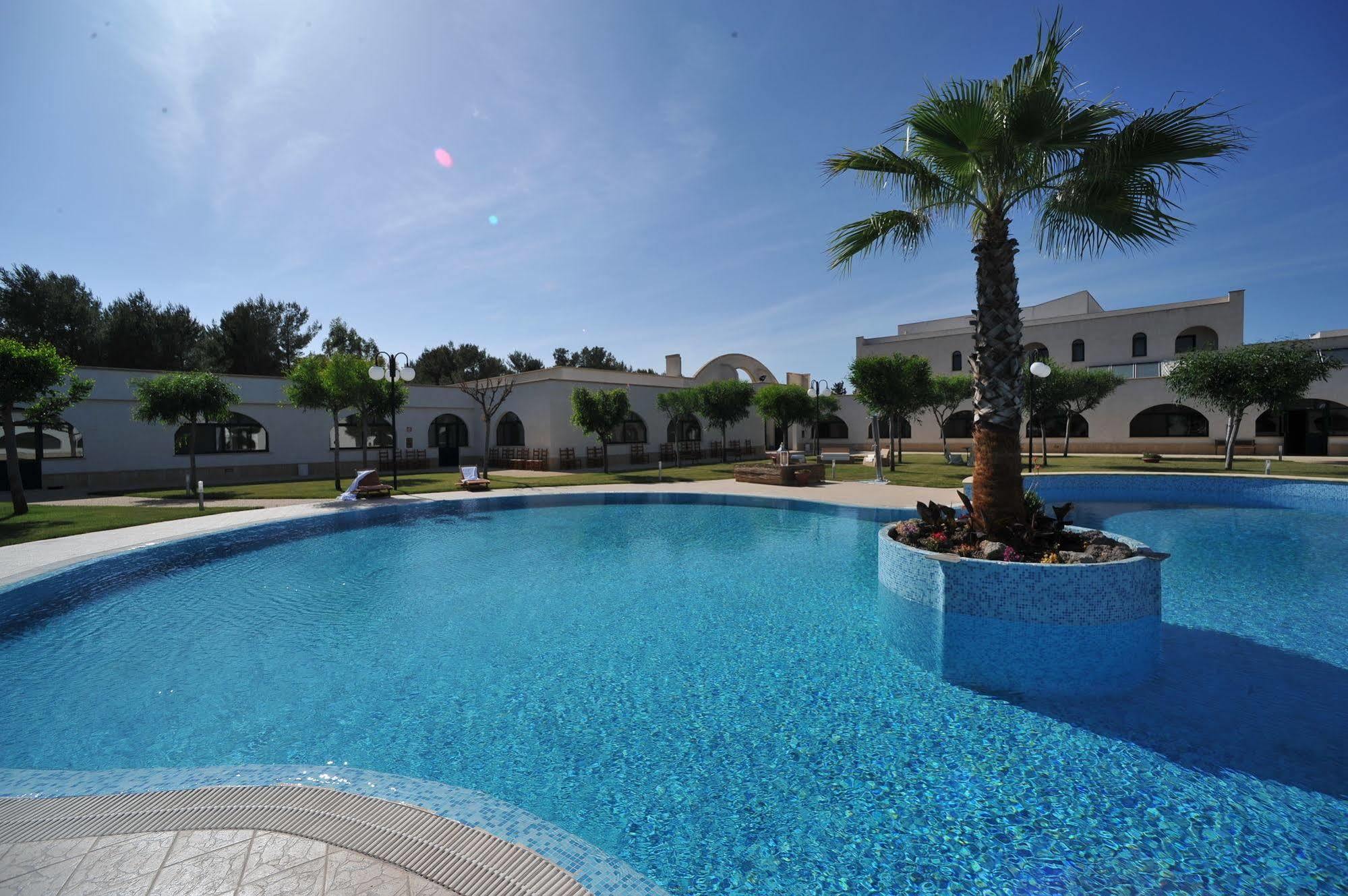 Laurito Resort & Spa Oria  Exterior foto